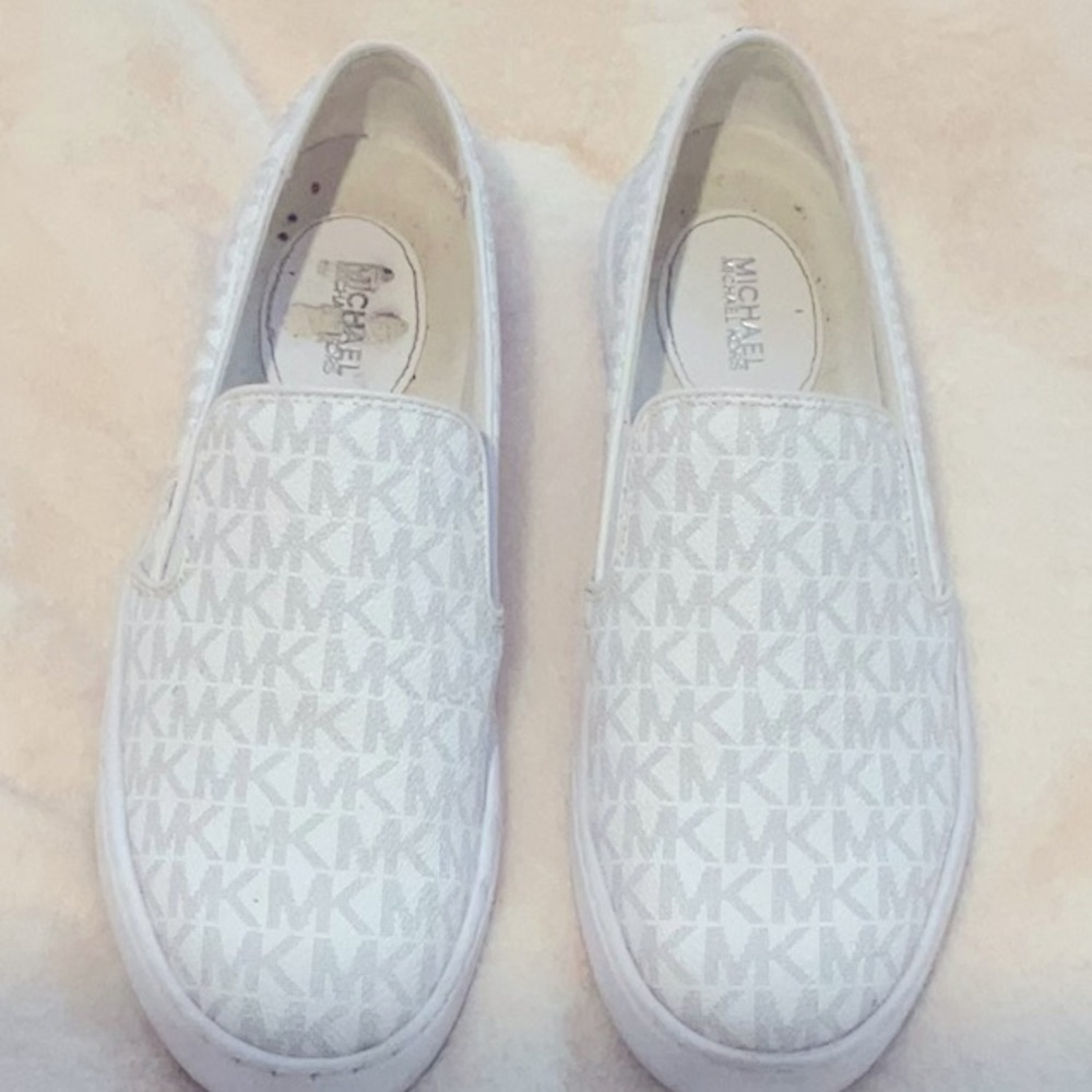 Michael korés shoes